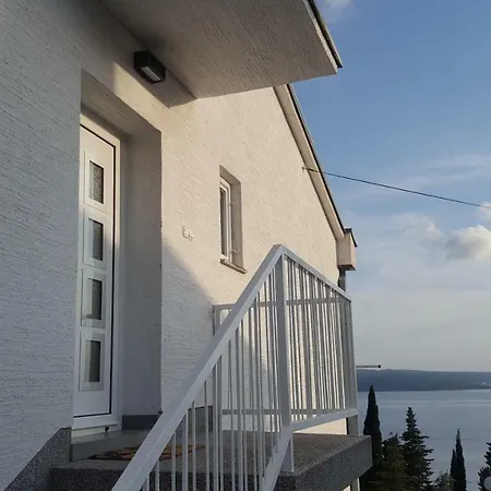 Helena Apartment Dramalj