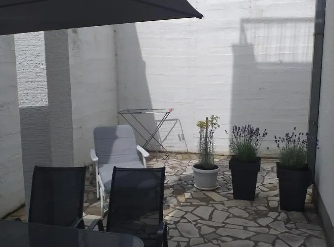 Helena アパート ドラマリ