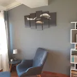 Helena Apartment *