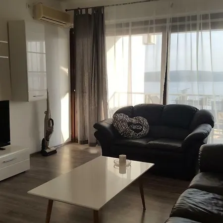 Apartment Helena *