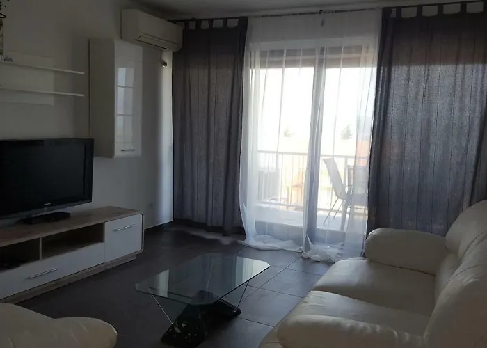 Helena Apartamento *