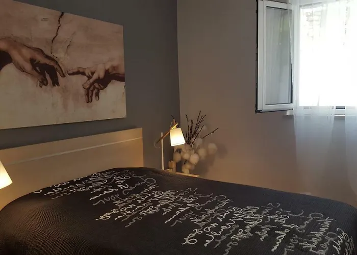 Διαμέρισμα Helena *